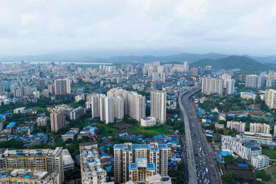 Crescent-Western-Trade-Center-Office-Actual-Views-from-Site-Western-Express-Highway-Dahisar